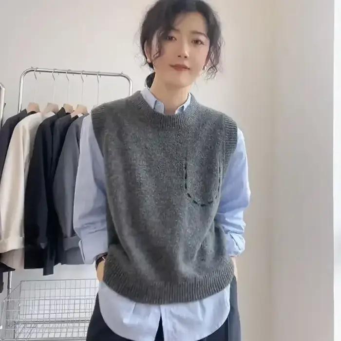 Solide col rond femmes tricoté gilet pull Style coréen vêtements tendance 2025 gilet pull porter pou