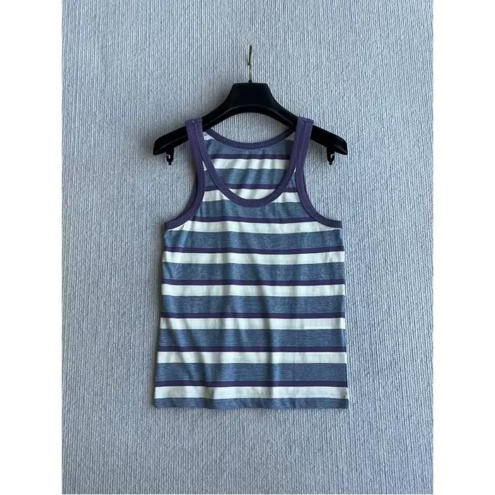 Gilet en tricot rayé Morandi 2026 – Idéal pour les vacances