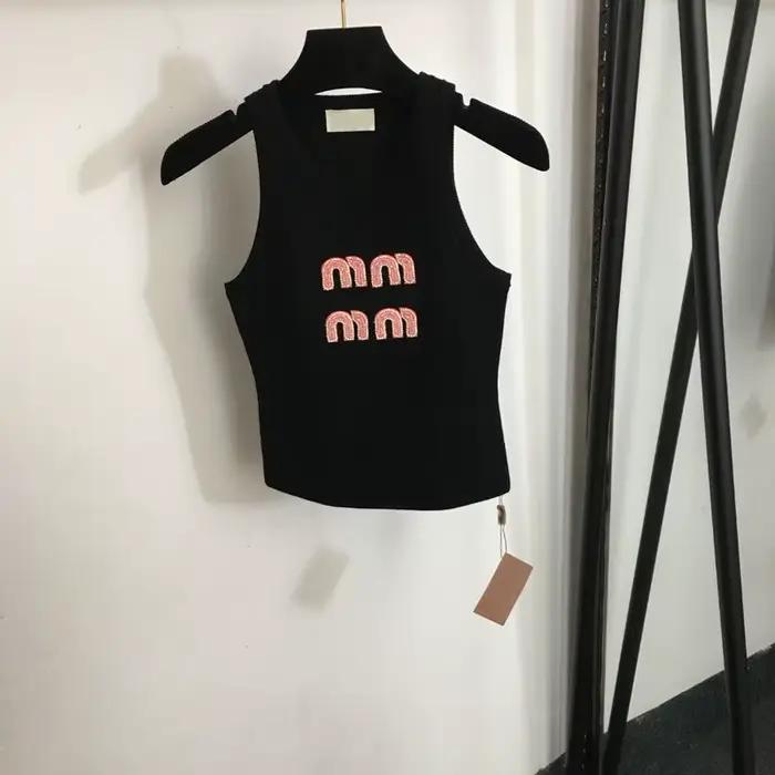 Gilet décontracté pour femme style urbain 2026, imprimé lettres, tendance et polyvalent, confortable