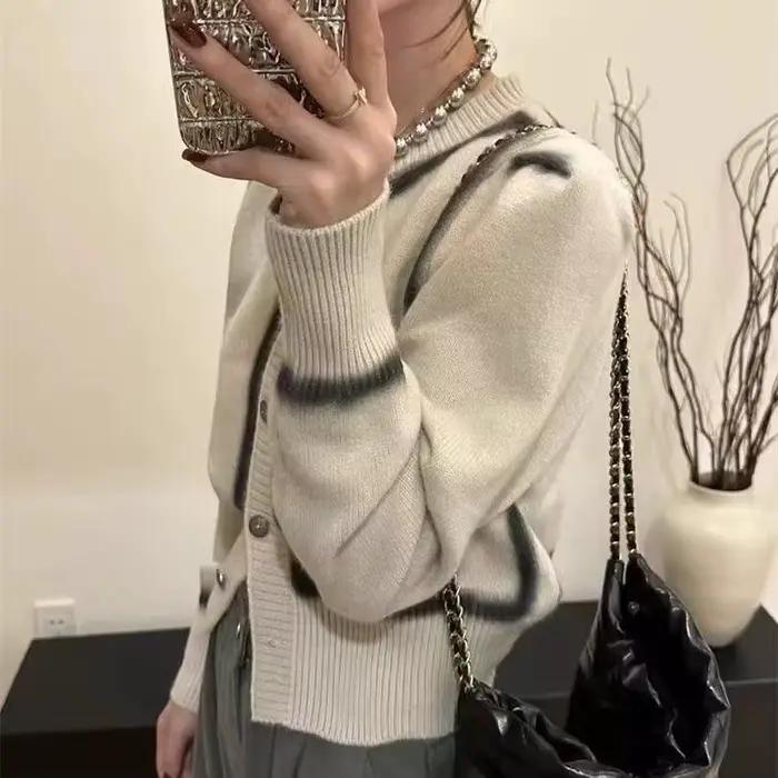 Cardigan en tricot tie-dye pour femme, design automne-hiver 2025, col rond, veste courte en tricot p