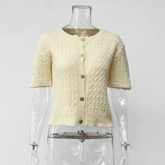 Pull tricoté vintage à boutonnage simple, torsadé, à manches courtes, coupe ajustée pour femme