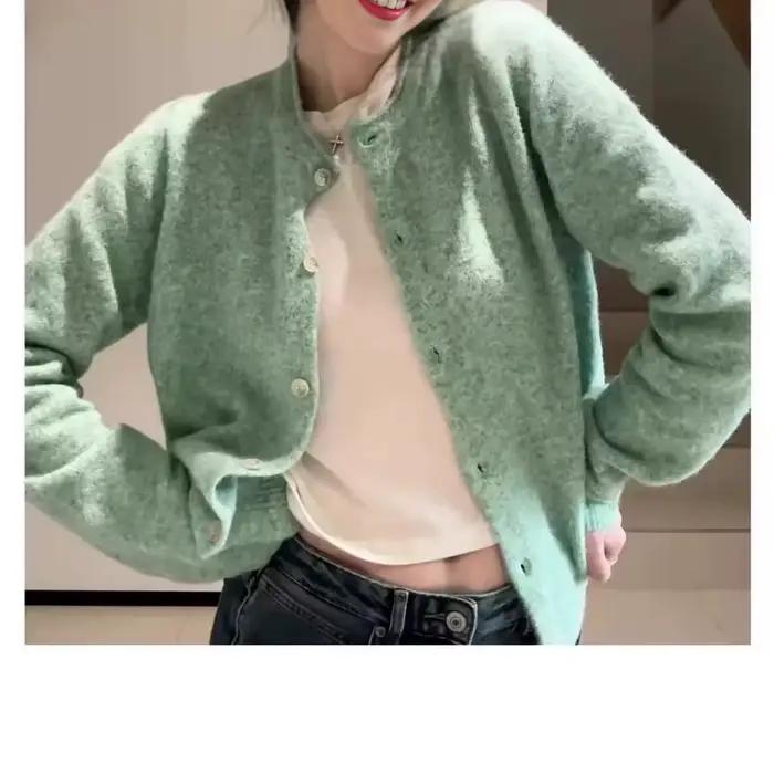 Tempérament: vert menthe bord roulé Cardigan pull veste femme printemps et automne haut début du pri