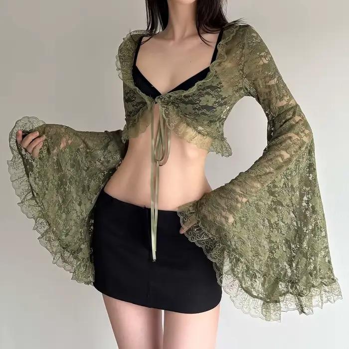 Cardigan vert en dentelle à nouer pour femme