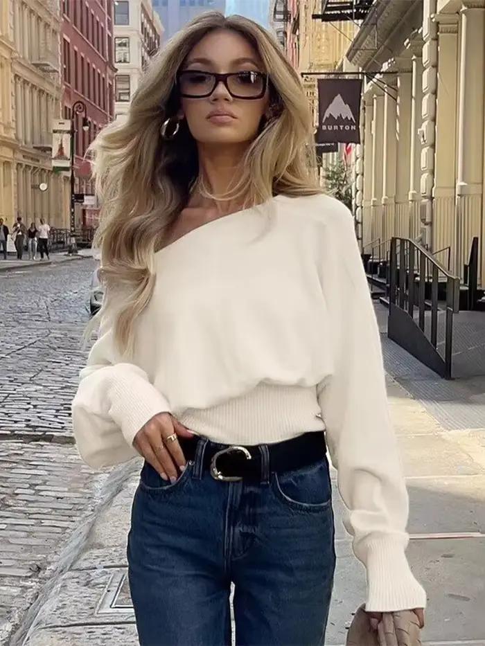Pull féminin décontracté en polyester extra-lourd pour l'hiver 2025 style de rue confortable et élégant pour bureau et détente