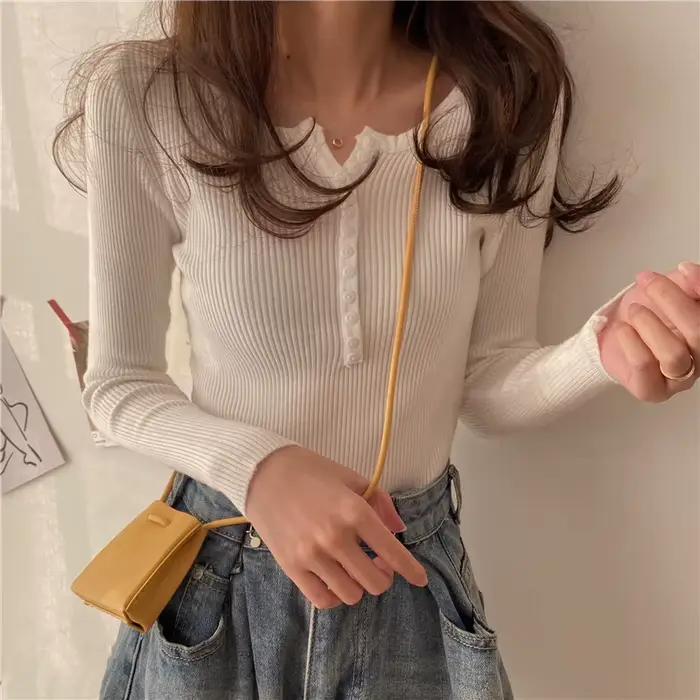 Pull Femme 2026 – Chandail Tricoté Chic et Doux à Col Rond