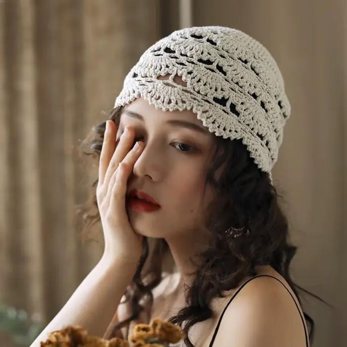 Béret en dentelle respirante pour femme