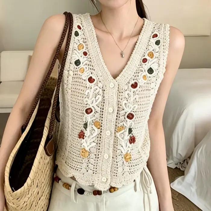 Gilet en dentelle crochetée brodée sans manches