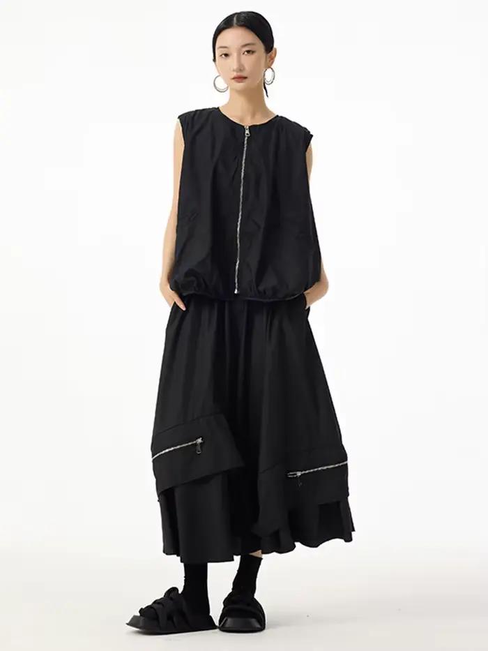 Gilet décontracté noir uni pour femme, col rond sans manches, tendance printemps automne 2026, veste extérieure en coton polyester, grande taille, occasion spéciale, cadeau女性春季和秋季时尚无袖黑色背心，圆领设计，适合中年女性，棉聚酯材质，宽松版型，适用于各种场合，可作为礼物赠送。由于字符限制，此处未完全翻译成中文，请根据实际需求进行调整。