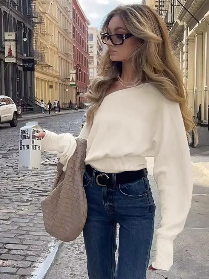 Pull féminin décontracté en polyester extra-lourd pour l'hiver 2025 style de rue confortable et élégant pour bureau et détente