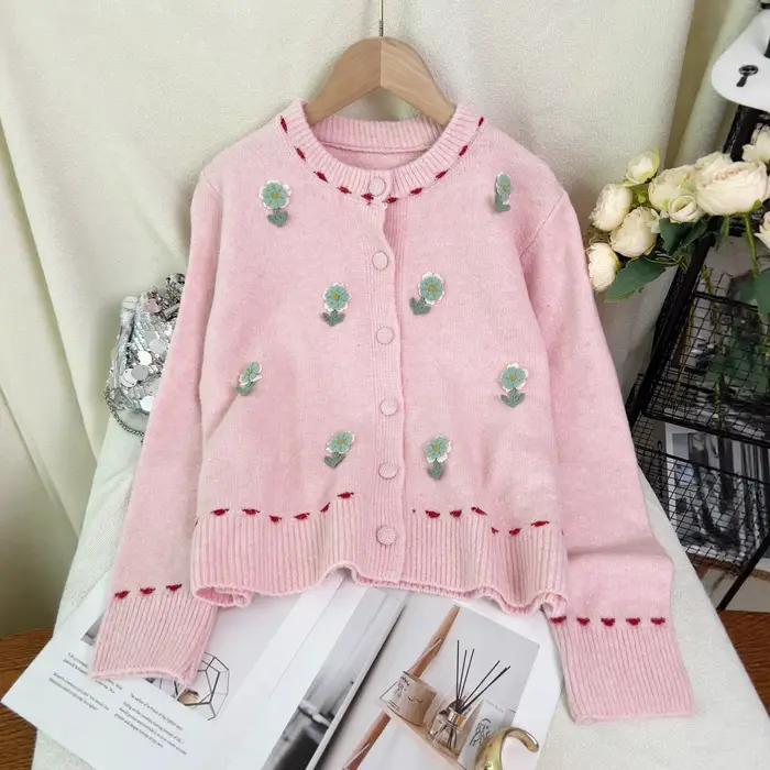 Cardigan tricoté à fleurs patchwork à col rond pour femme