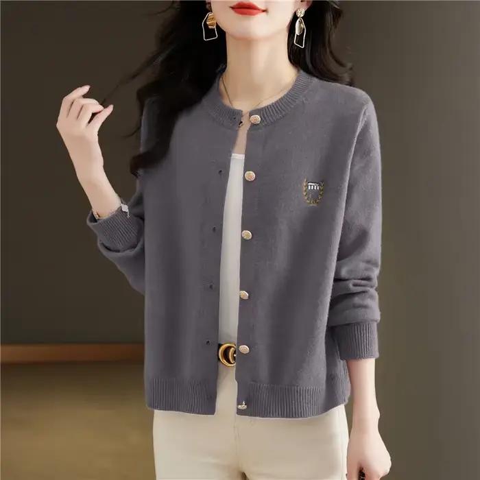 Cardigan tricoté à col rond pour femmes