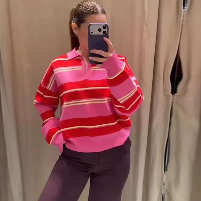 Pull tricoté rayé col polo pour femme