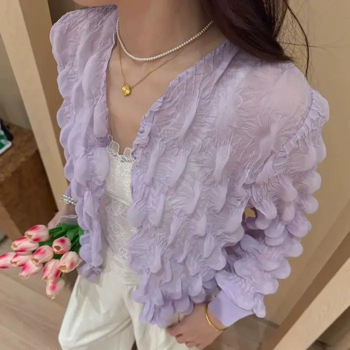 Un cardigan élégant, ample