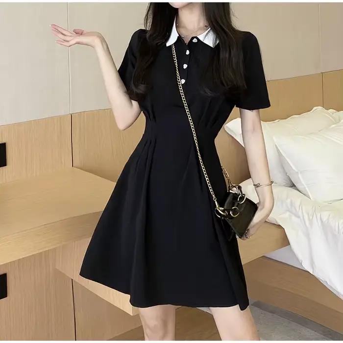 Robe polo pour femme à col contrastant