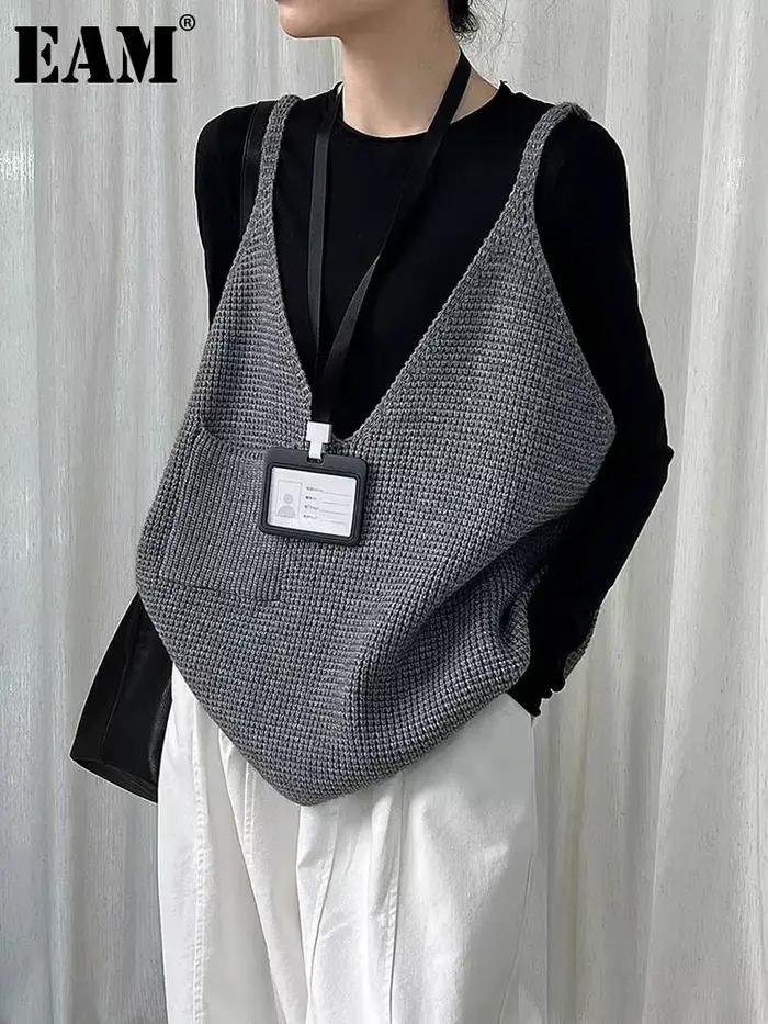EAM femmes noir gris bref grande taille décontracté tricot gilet nouveau col en V sans manches mode marée printemps automne 2026 1DJ3233