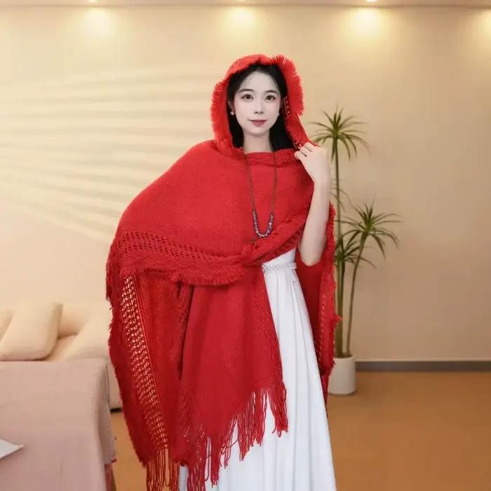 Châle-couverture chaud en tricot à pompons pour femme