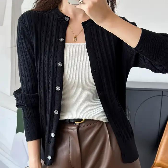 Cardigan tricoté en pur coton pour femme