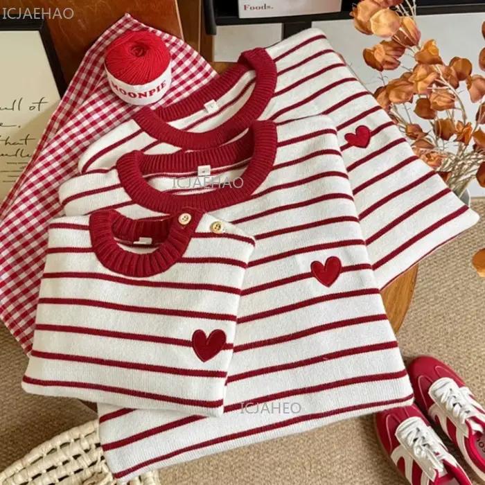 Pull assorti pour la famille