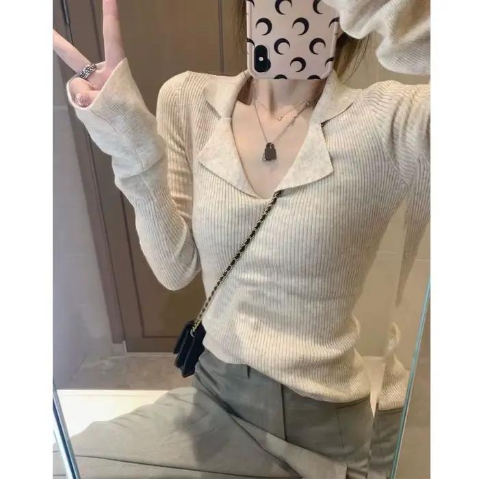 Pull à manches évasées et col POLO pour femme