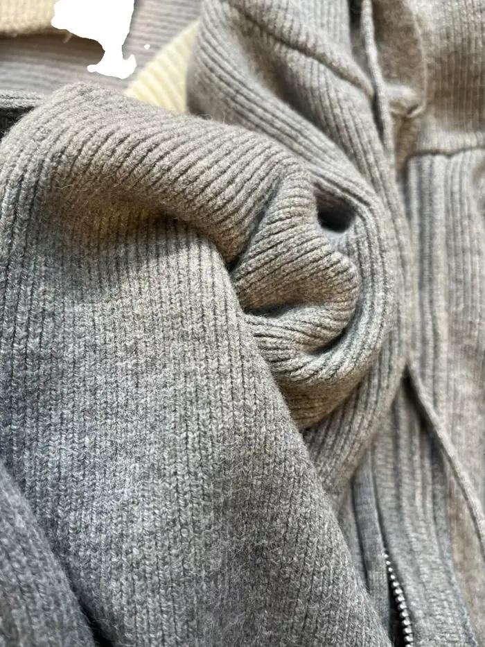 Pull à capuche gris pour femme