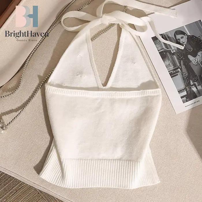 Gilet tricoté élégant à col halter et nœud dos nu