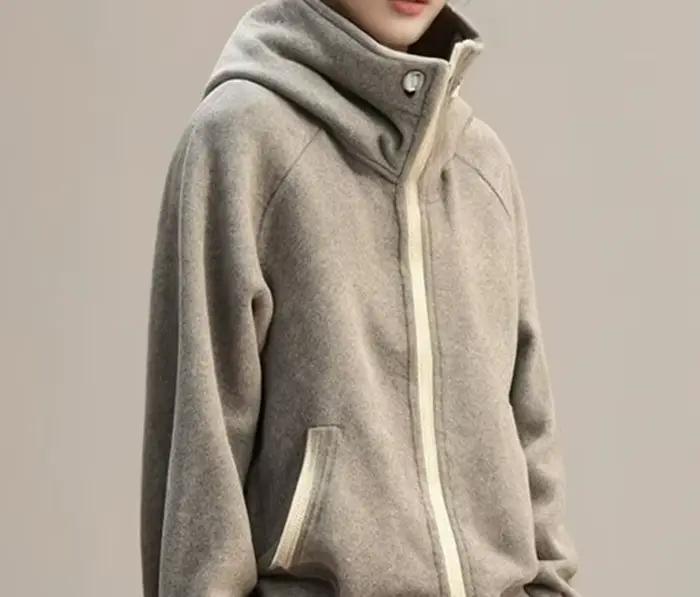 Nouveau pull à capuche court gris style baseball pour femme