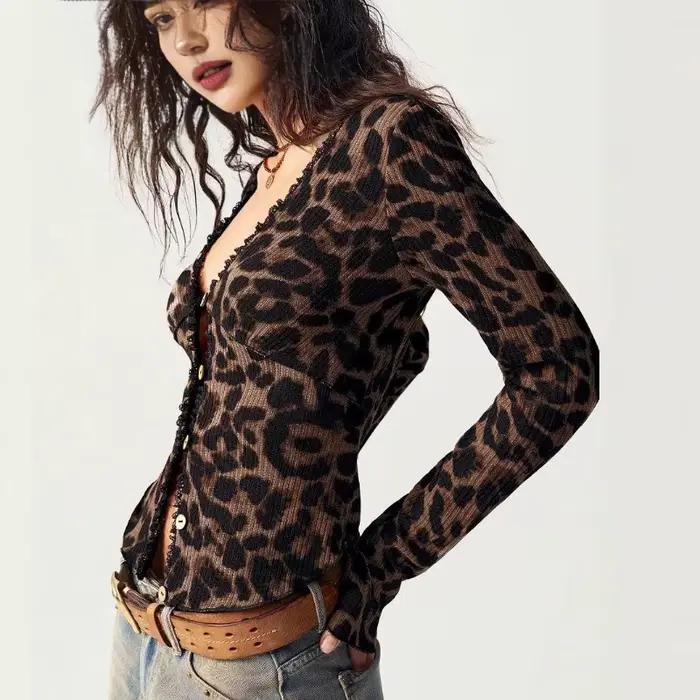 Cardigan à motif léopard pour femmes