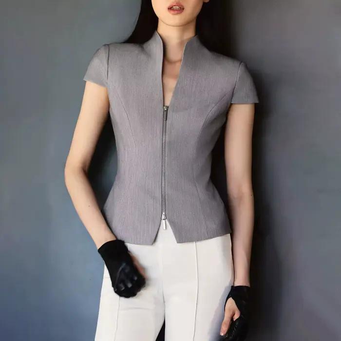 LIMO 2026 Nouvelle Arrivée Gilet Élégant Ajusté à Fermeture Éclair pour Femme Tenue de Bureau