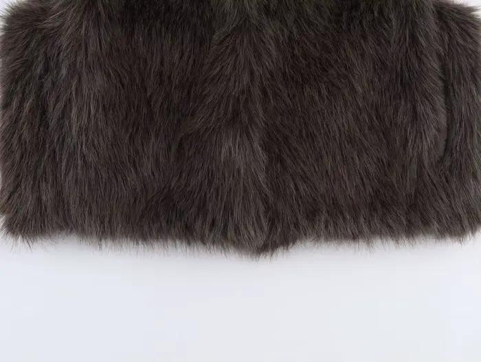Nouveau Gilet Sans Manches en Fausse Fourrure à Col Montant pour Femme 2025 – Beige Clair