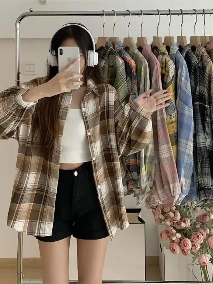 Chemise à carreaux pour femmes
