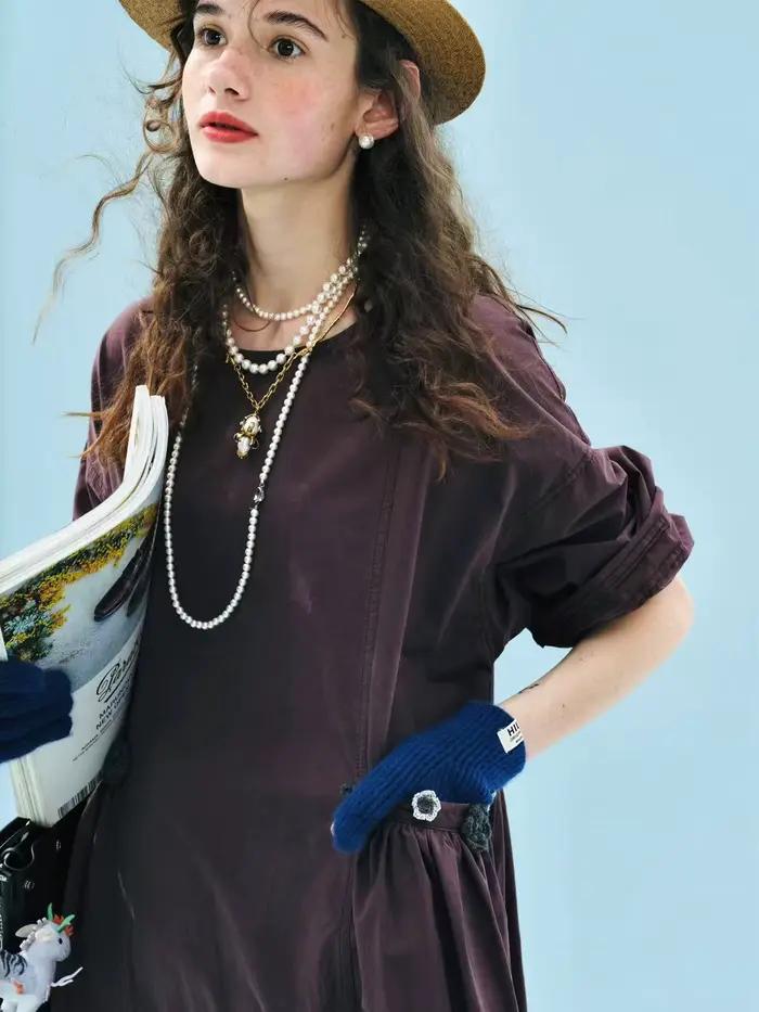 Robe Imakokoni 2025 automne Carmine violet rétro en coton lavé à la main pour femmes, mi-longue avec manches lanternes et col rond, pour occasions spéciales