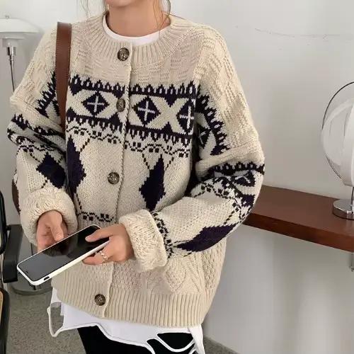 Cardigan tricoté pour femmes