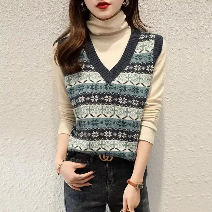 Pull en Tricot Rayé à Col en V pour Femme