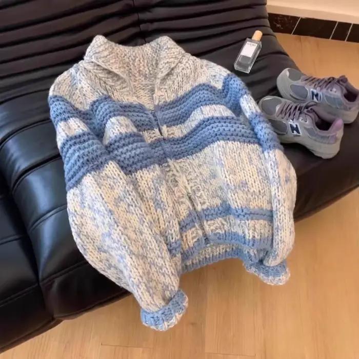 Cardigan coréen à rayures bleues