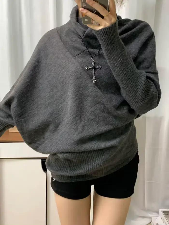 Pull gris Vintage à manches chauve-souris et col haut pour femme