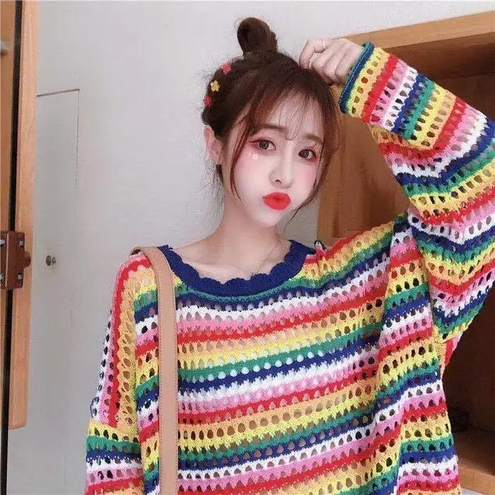 Pull arc-en-ciel pour femme