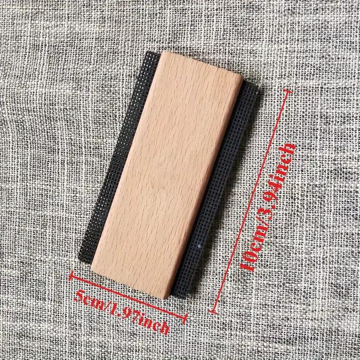 Peignes manuels anti-bouloches pour pulls