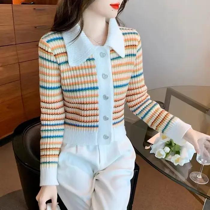 Pull tricoté rayé pour femme