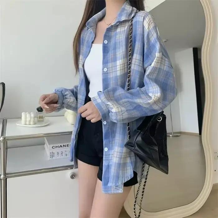 Chemise à carreaux pour femmes