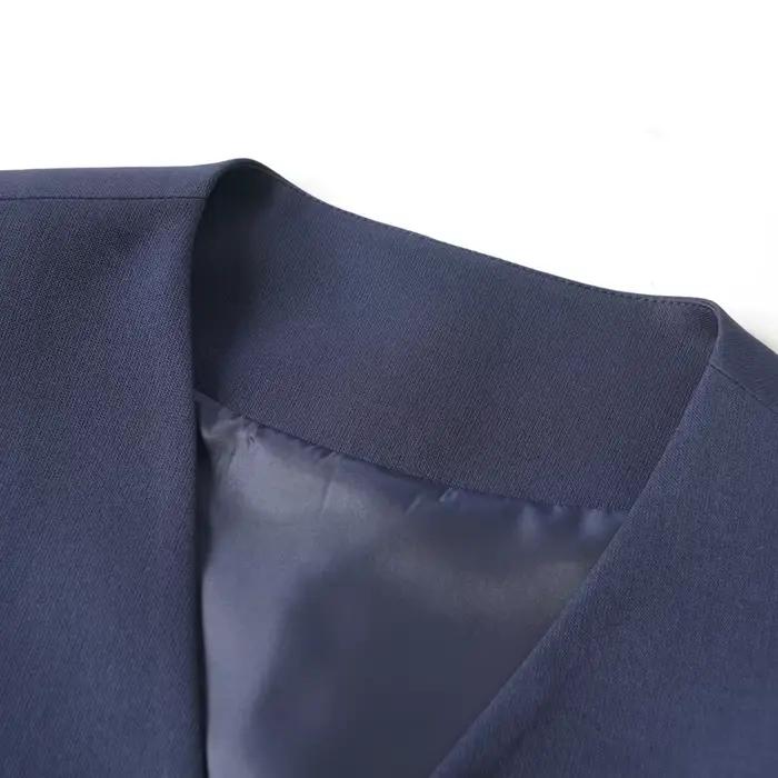 Gilet court à col en V et simple boutonnage pour femme