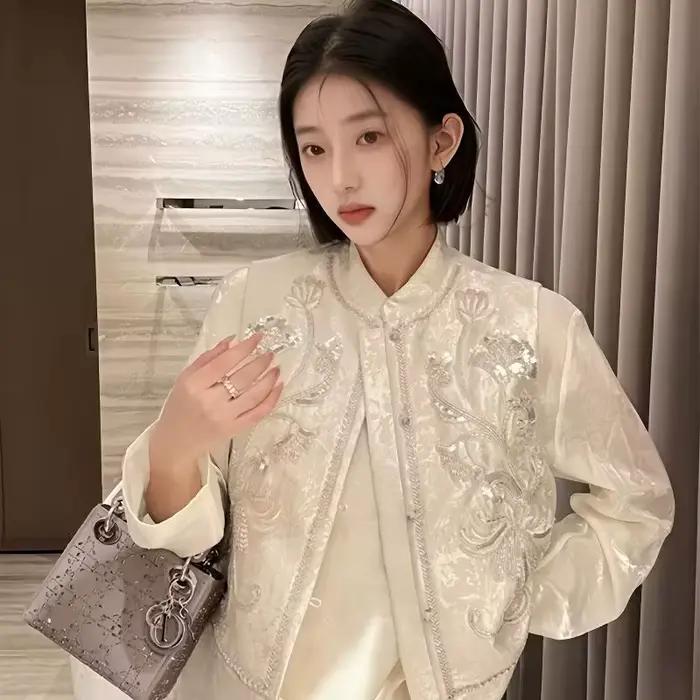Gilet de luxe brodé de fleurs pour femme