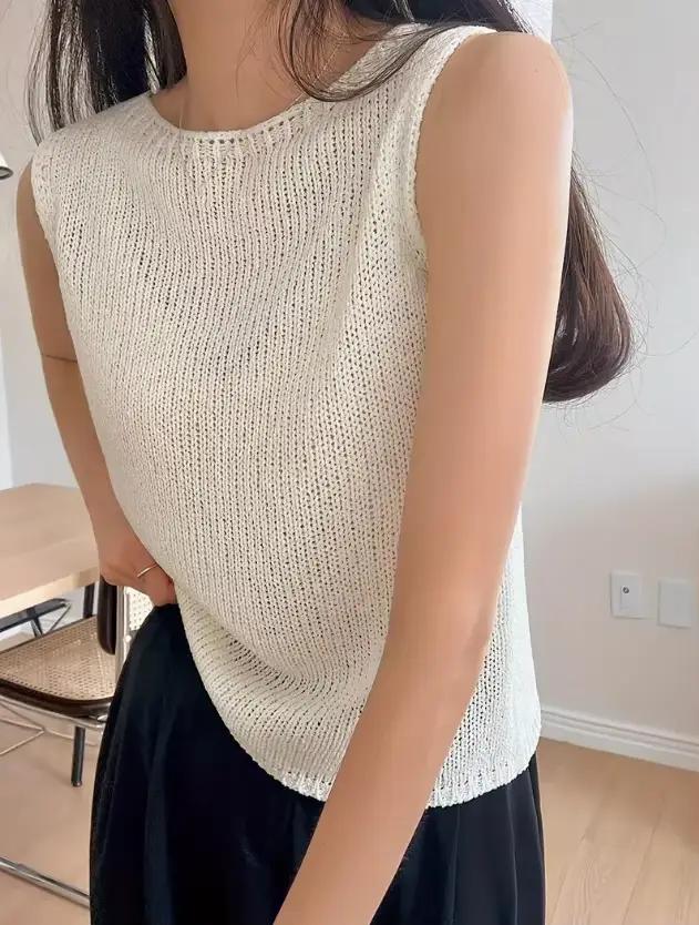 Gilet tricoté sans manches pour femme