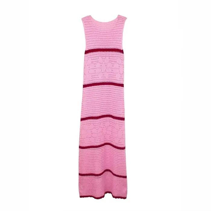Robe pull tricotée ajourée