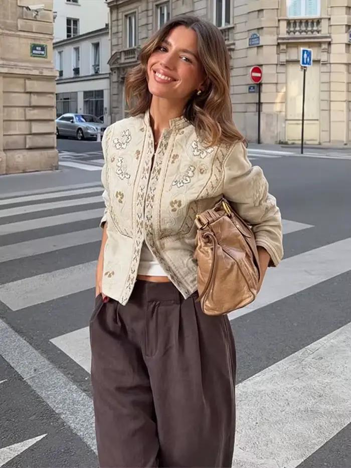 Manteau court pour femme élégant imprimé urbain col montant boutonné style streetwear féminin printemps automne 2026