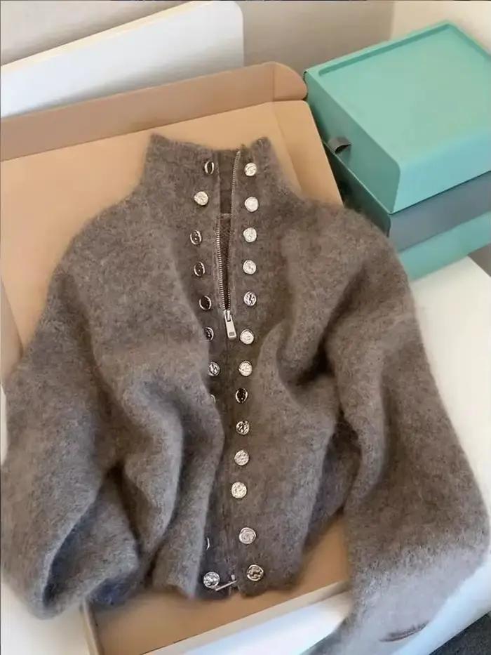 Cardigan tricoté moelleux de luxe pour femme