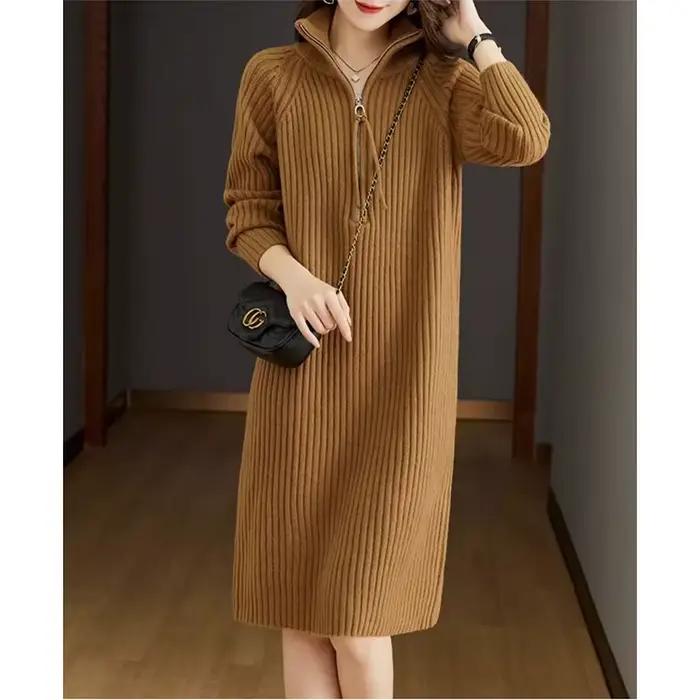 Robe pull à col haut pour femme