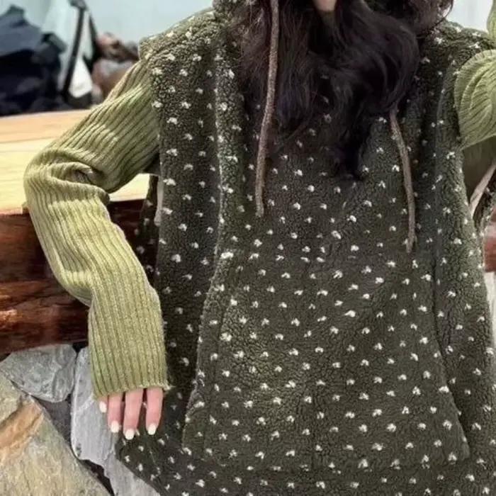 Gilet chaud à capuche en laine d'agneau artificielle pour femme