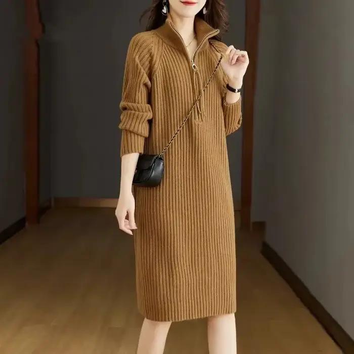 Robe pull à col haut pour femme