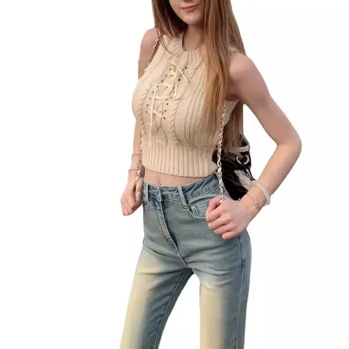 Gilet en tricot à porter seul à l'intérieur pour vous faire paraître mince