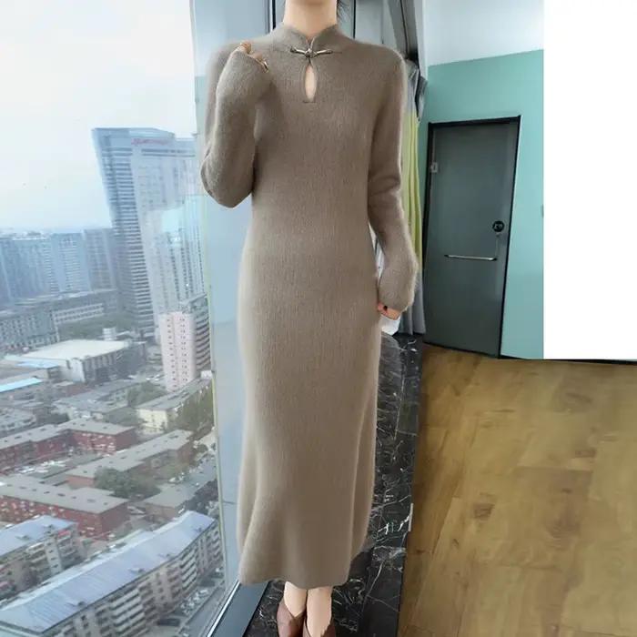 Robe longue tricotée à col rétro pour femme